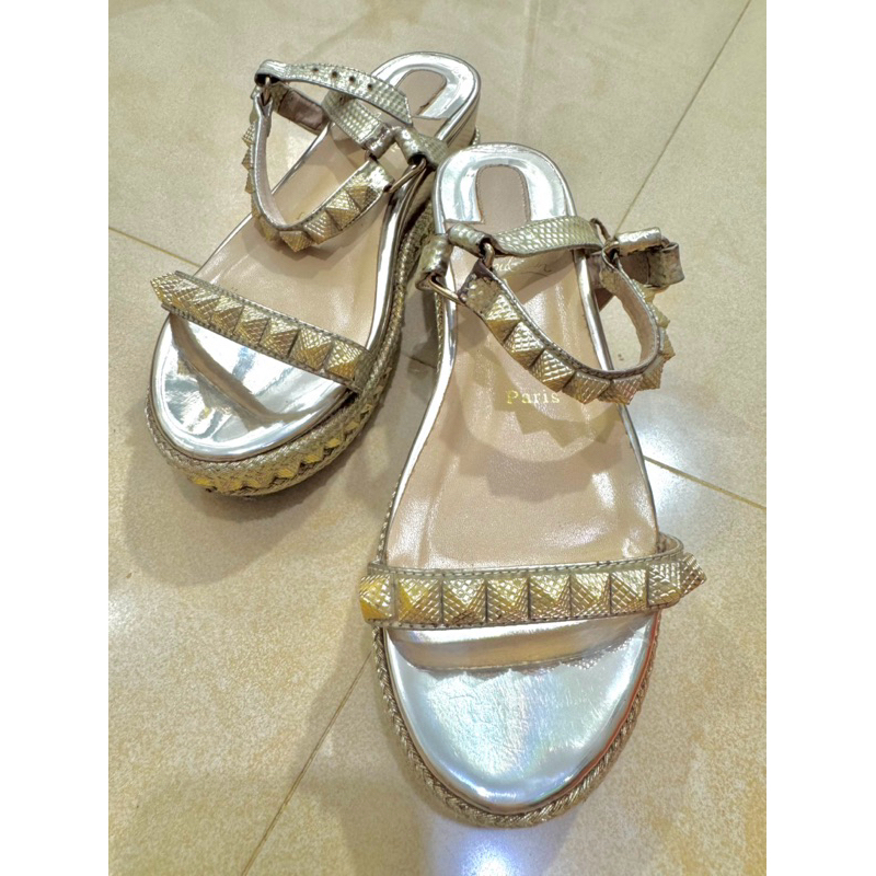 Preloved Sandal Wedges Agitania