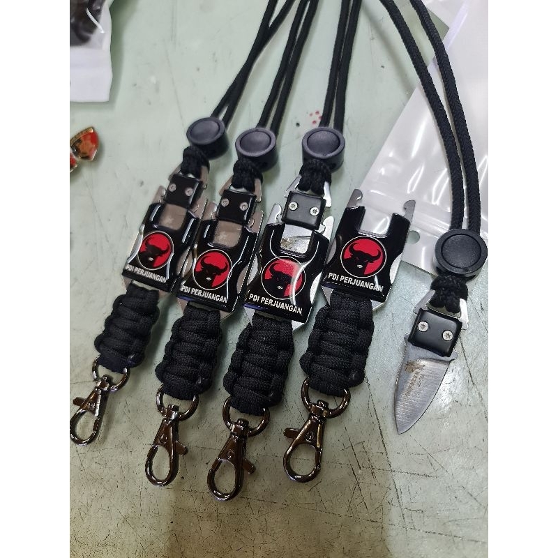 

tali lanyard tactical PDI PERJUANGAN hanya talinya saja