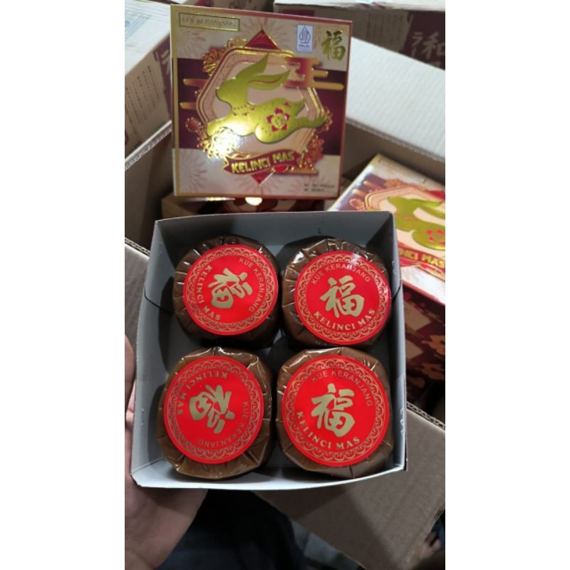 

kue keranjang imlek isi 4pc ±1kg