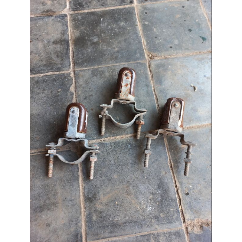 isolator keramik cantolan kabel listrik jadul lawas antik display