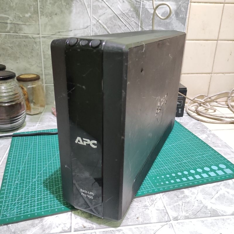 UPS 900VA APC Back-UPS Pro 900 540W MODEL BR900GI
