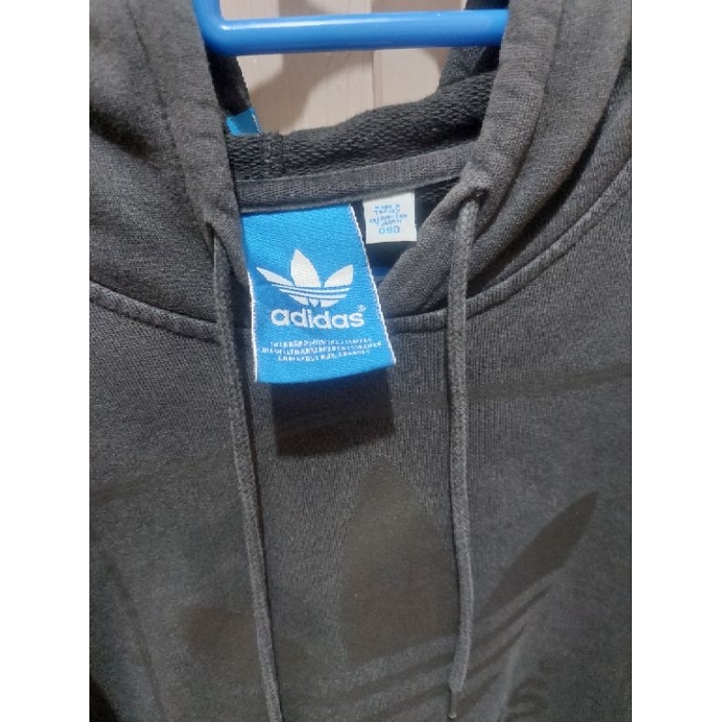 Hoodie adidas bekas pemakaian
