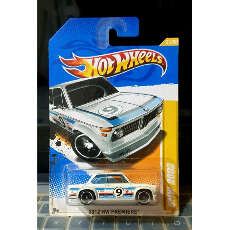 EXLUSIVE HOT WHEELS BMW 2002