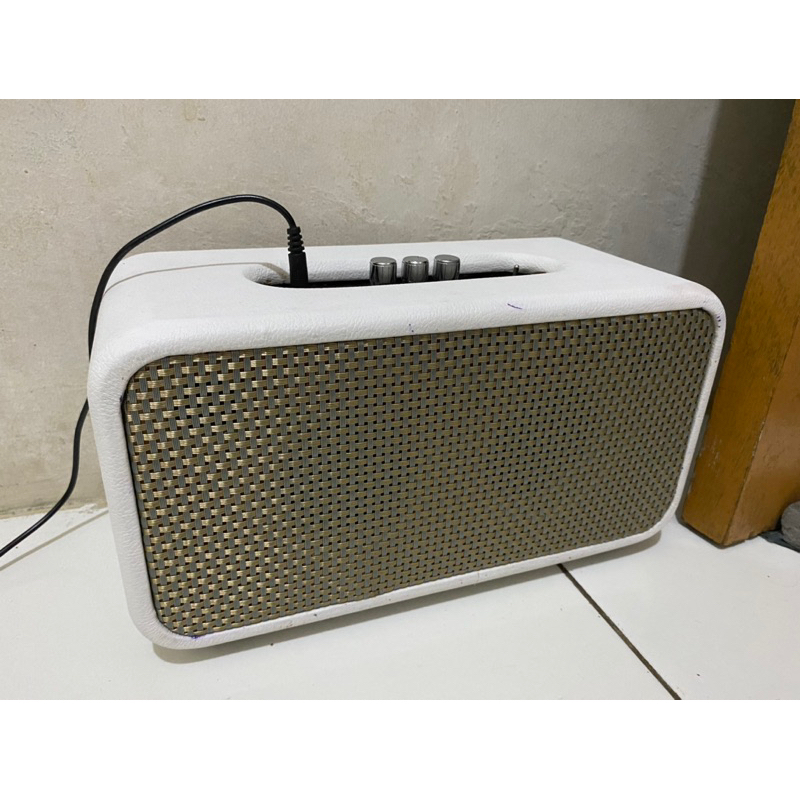 Speaker portable bluetoth harman kardon onyx 1