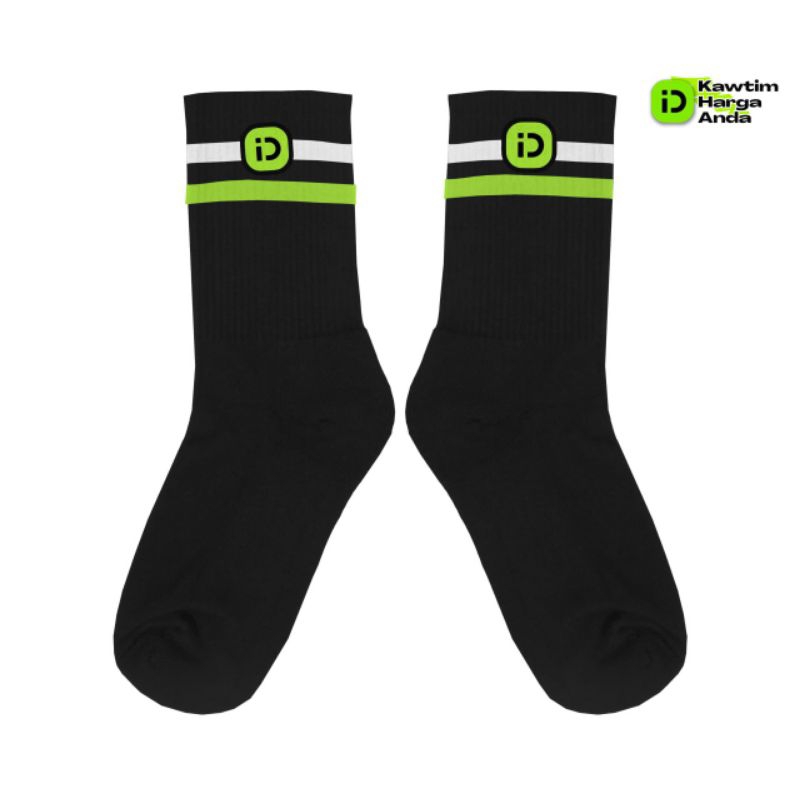 MOCKUP KAOS KAKI PSD EDITABLE