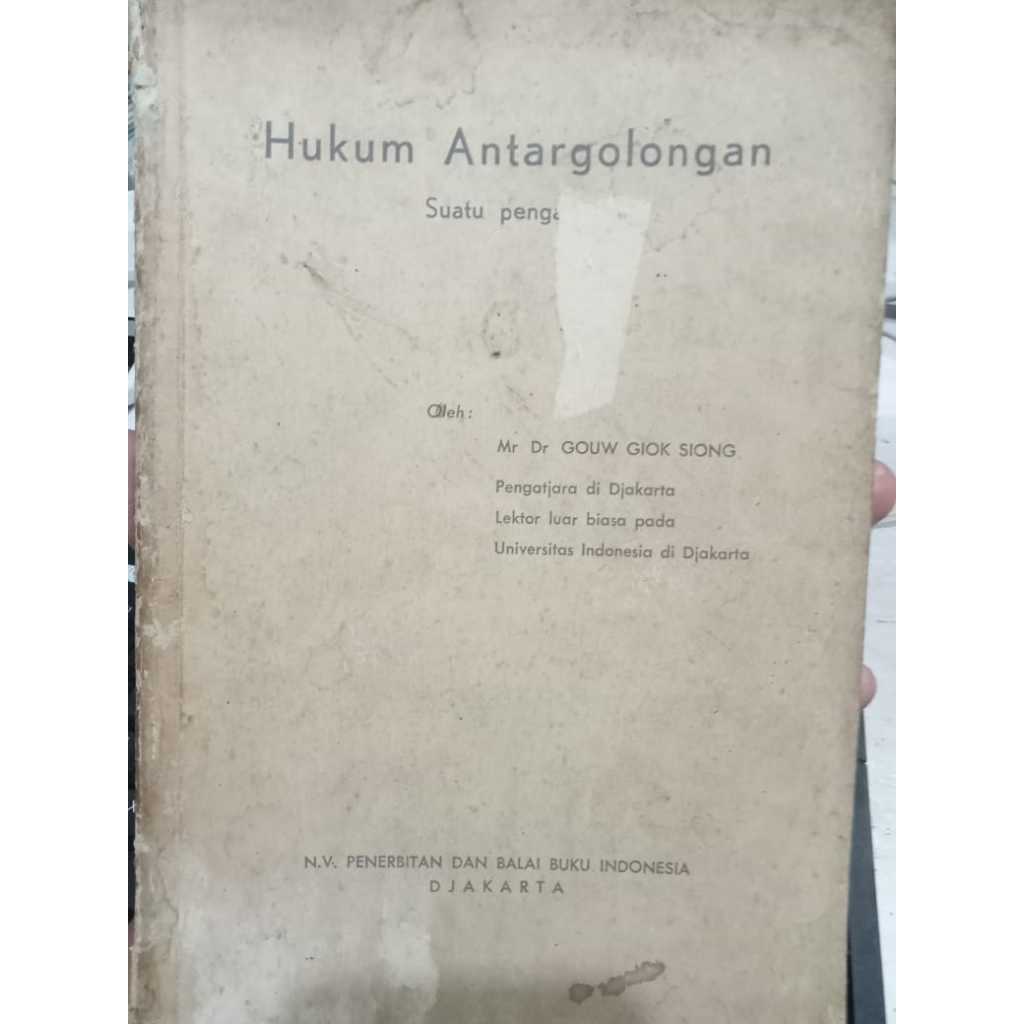 HUKUM ANTARGOLONGAN SUATU PENGANTAR