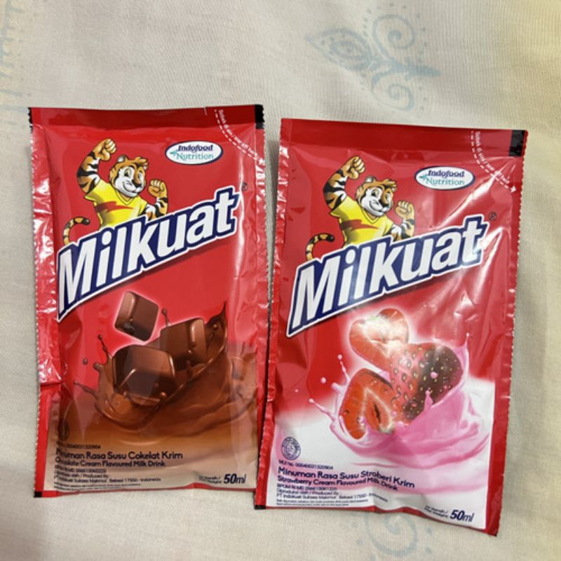 

milkuat bantal coklat stoberi sachet 50 ml