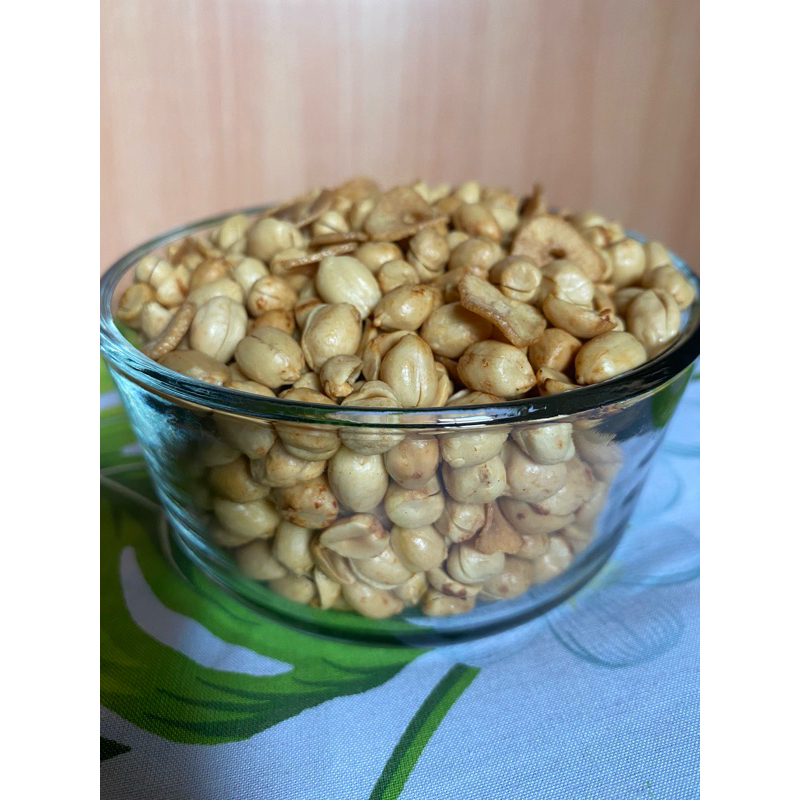 

Kacang Tuban Goreng Bawang (Home Made)