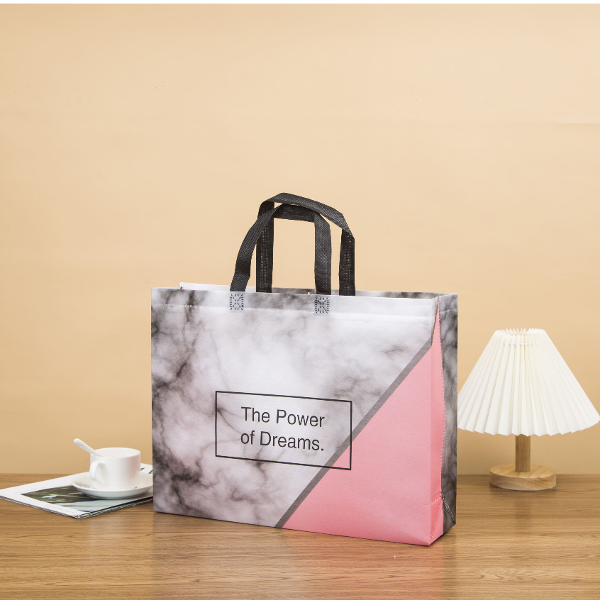 

Varian M-40 / Tas Jinjing / Tas Belanja / Tas Spunbond / Tas Souvenir / Tas Jinjing Wanita / Tas Lipat / Tas Kado / Kantong Belanja