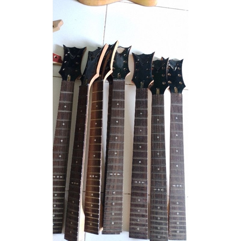 Neck Gitar DBZ