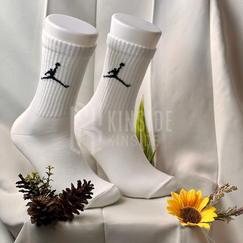 Kaos Kaki Panjang Jordan Basket Putih / Hitam - KINSIDE