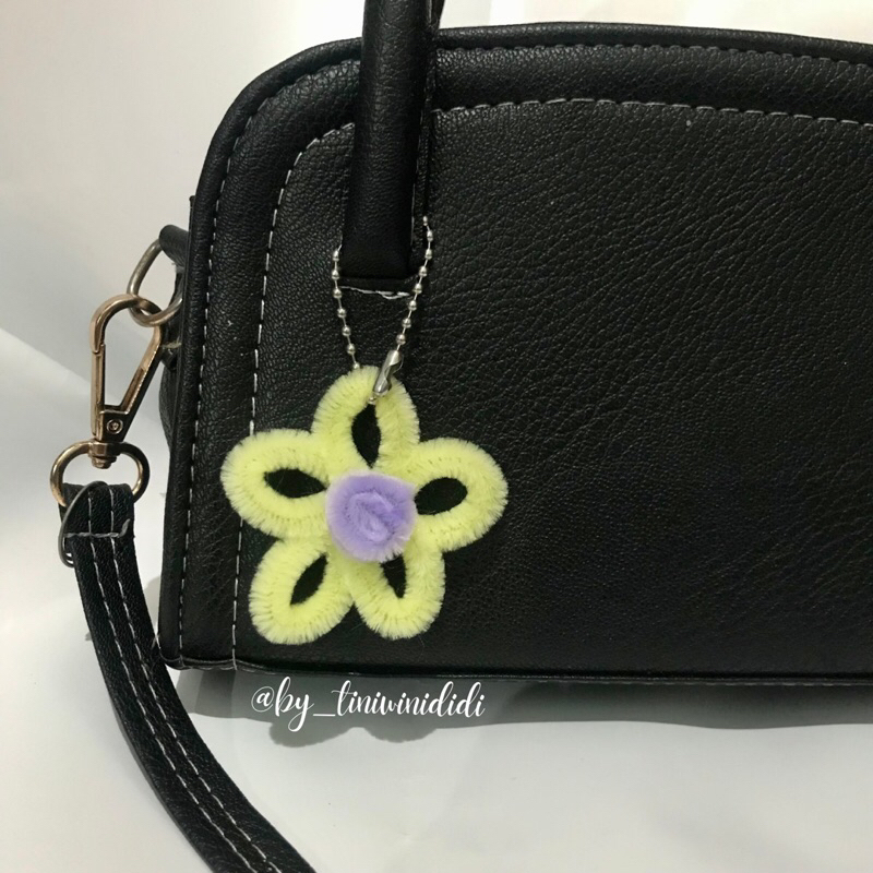 Gantungan Kunci Kawat Bulu Bunga | Gantungan Kunci Kawat Bulu | Gantungan Kunci Kawat Bulu Bunga Kec