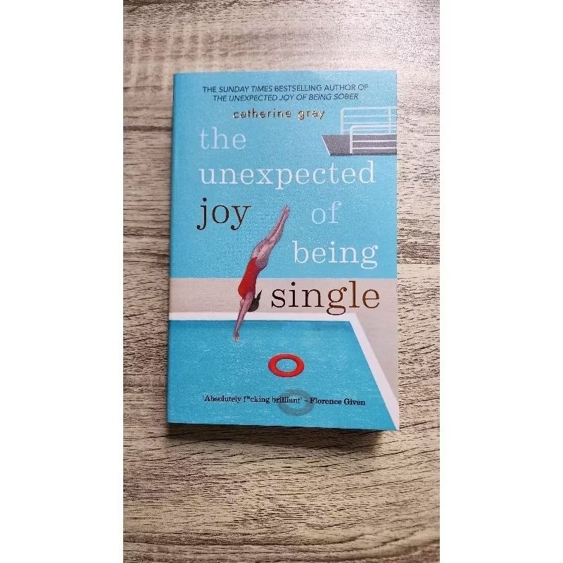 Buku Impor Original Preloved - The Unexpected Joy of Being Single by Catherina Gray