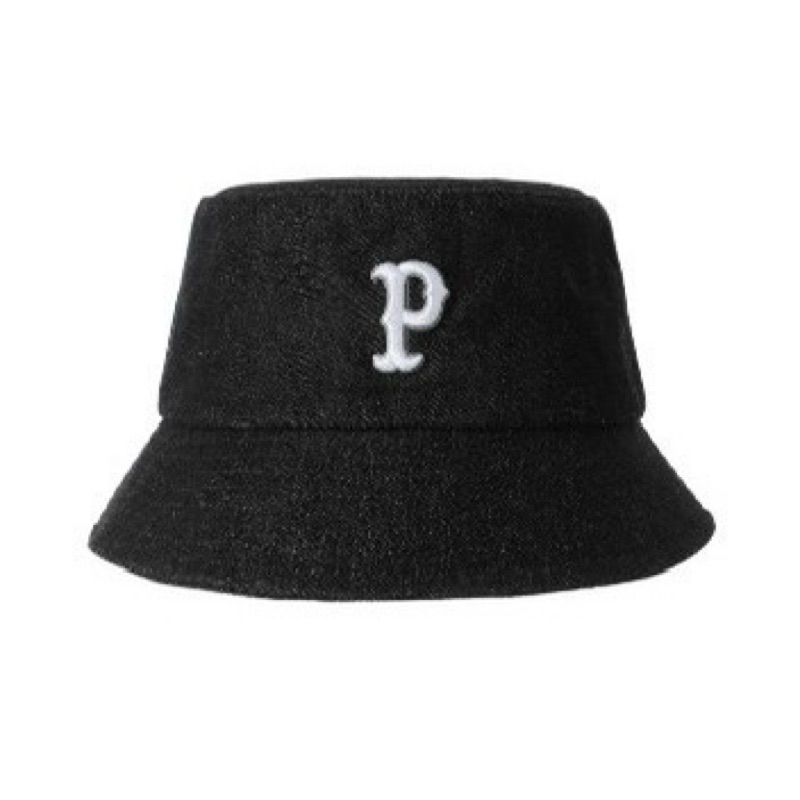 Miniso Bucket Hat Letter P Black / Topi dewasa