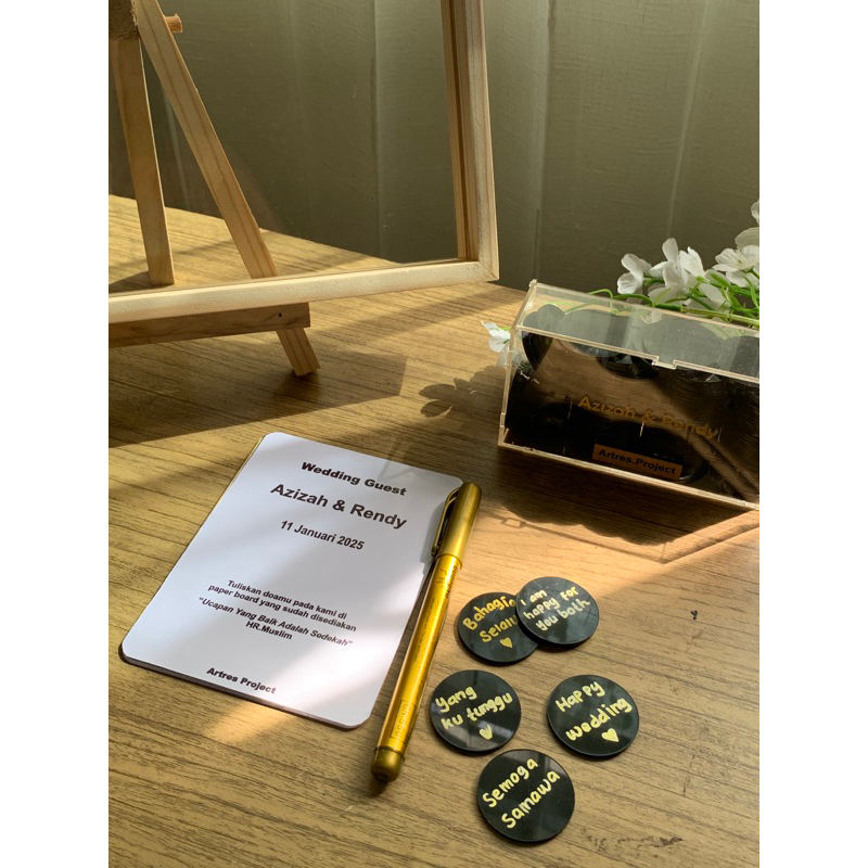 

Penambahan Bolpoin Gold Metalic Wedding Guest