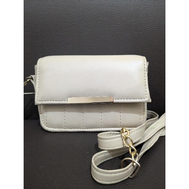 Tas Sling Mini Wanita Import /Tas Fashion second/Tas Selempang Kulit Wanita / Tas kulit Pesta