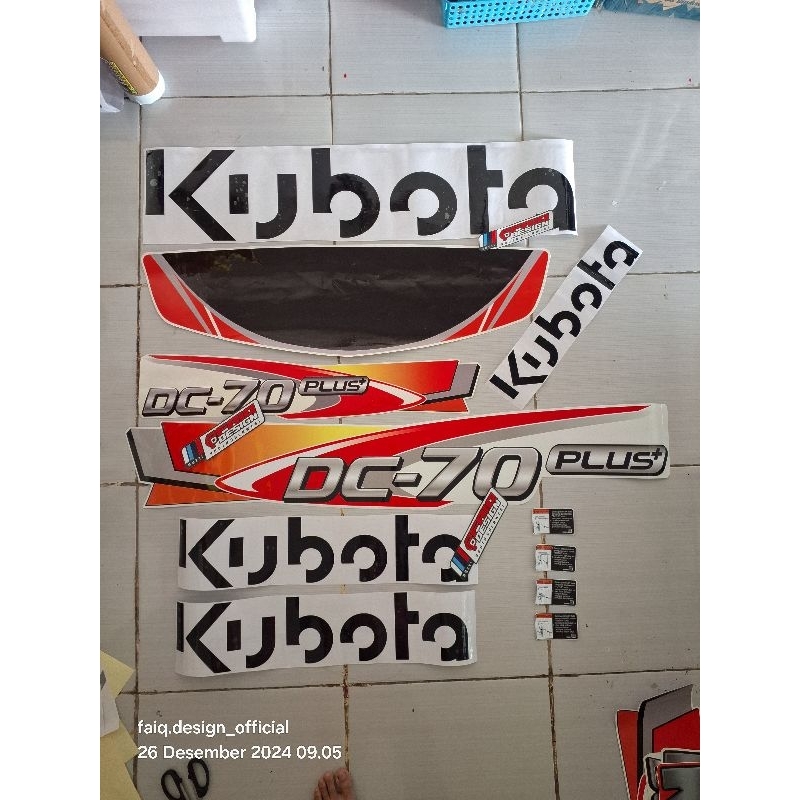 STICKER KUBOTA DC 70 PLUS  DC70 PLUS HITAM/BLACK NEW HIGH QUALITY