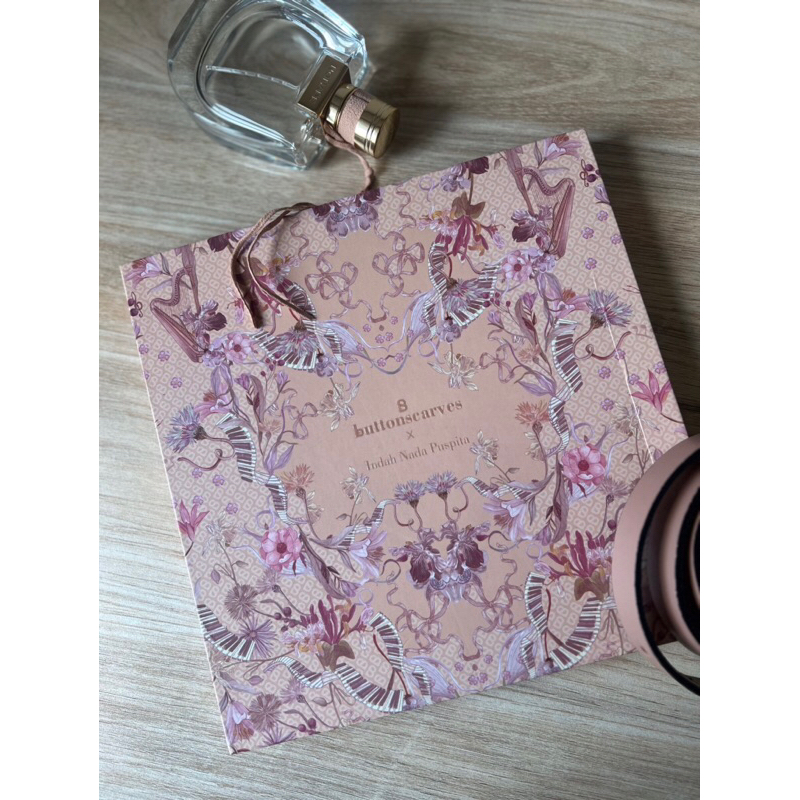 Buttonscarves x Nada Puspita NADA 2.0 Square Series in VIOLA (NEW)