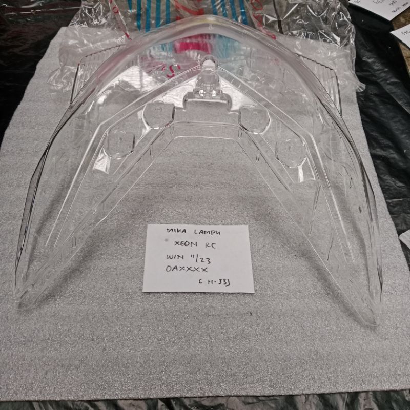Mika kaca lampu depan XEON RC