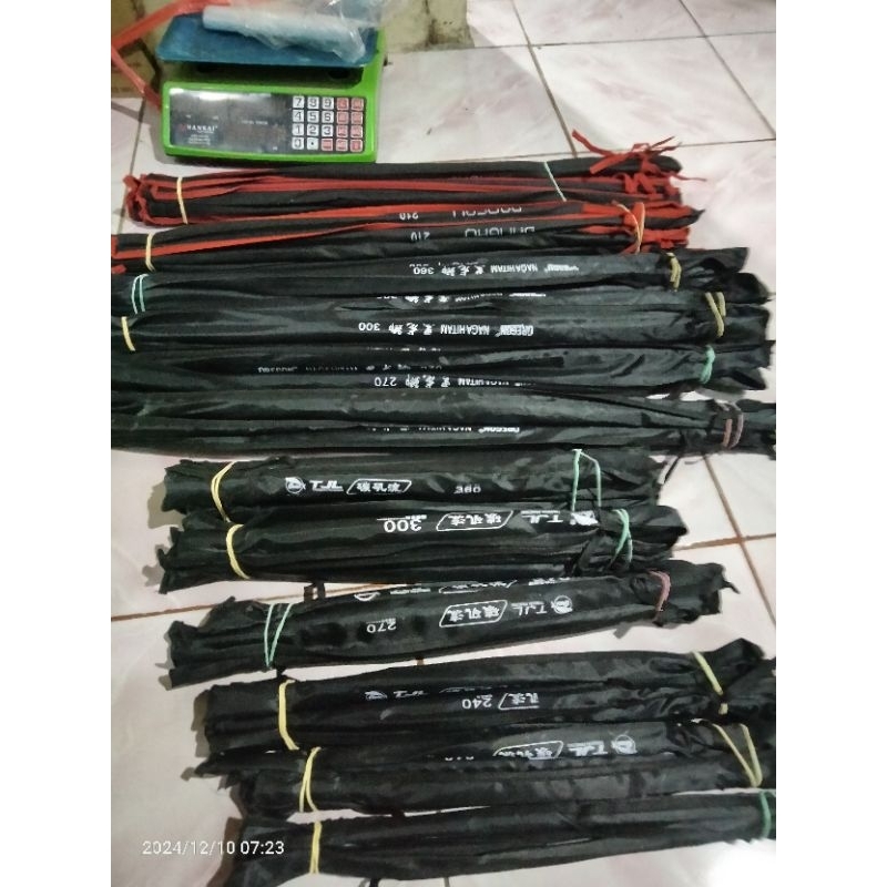 TEGEK OREGON NAGA HITAM 240 300 360