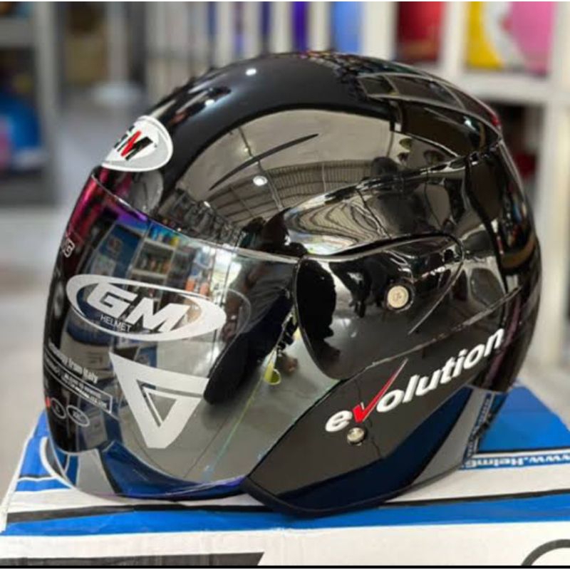 Helm GM evolution warna hitam glossy
