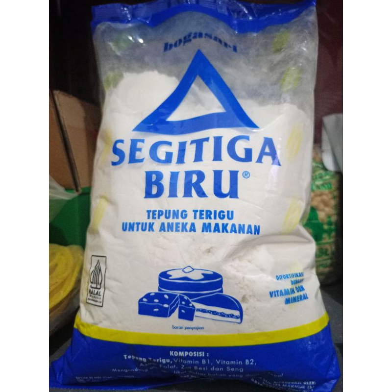 

Tepung Segitiga Biru bogasari 1kg