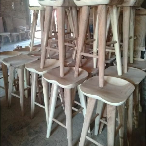Kursi bar cafe modern kayu trembesi