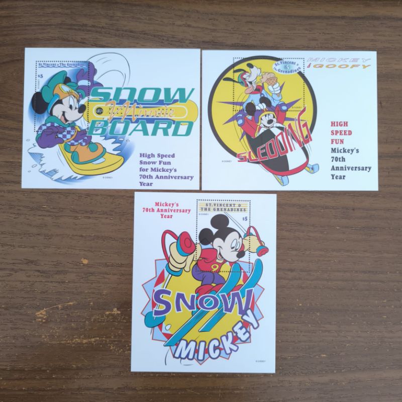 

[PRANGKO MINI SHEET] MICKEY'S 70th YEAR ANNIVERSARY | St. Vincent (The Grenadines) | SNOW-THEMED | 3 BIJI