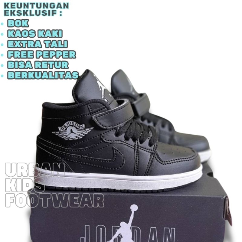 Sepatu Jordan Anak Sekolah Black White Scoll High Gratis Kaos Kaki dan Bok