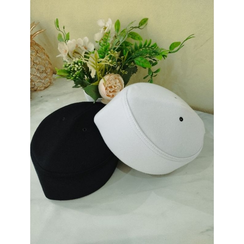 PECI KOPYAH SOLMET UJE POLOS HITAM DAN PUTIH HRGA (ECER 1 PCS)