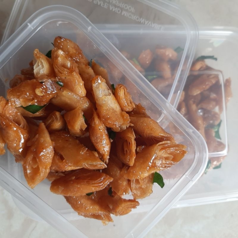 

KULPI *keripik Kulit Lumpia* By Alhasbi