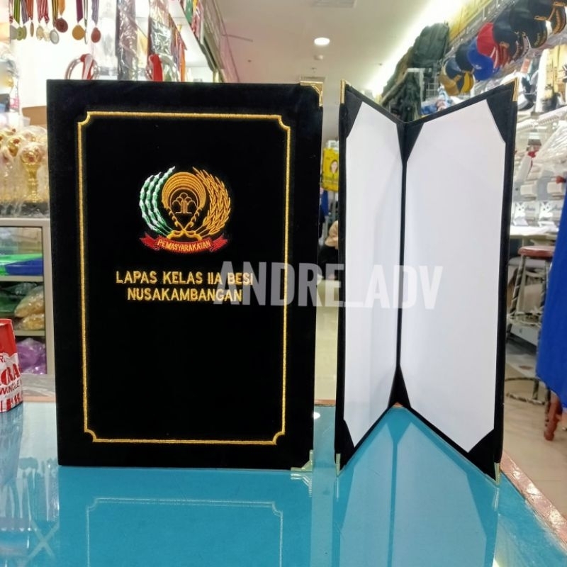 

RB map costum logo proses bordir komputer
