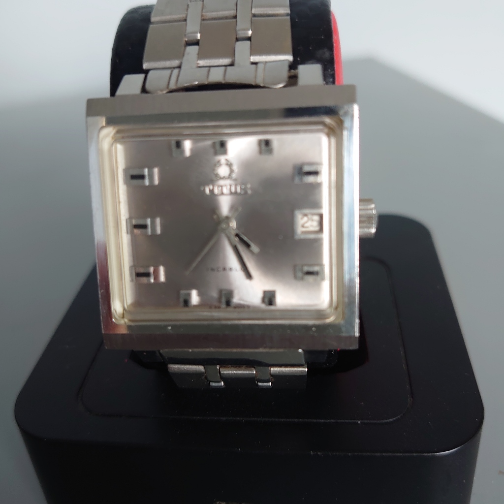 jam tangan Titus manual  tv shape