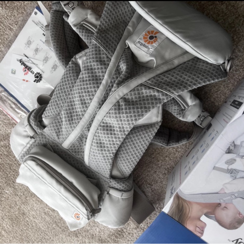 Preloved Ergobaby Omni Breeze- Pearl Grey