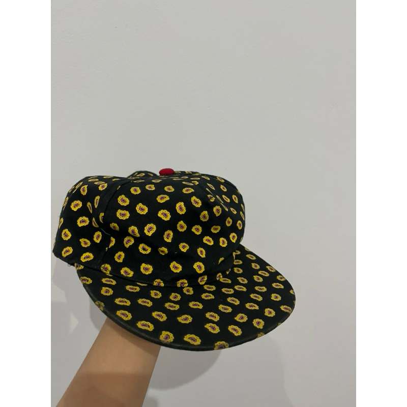 PRELOVED TOPI SNAPBACK HITAM ‘ROCSTAR’