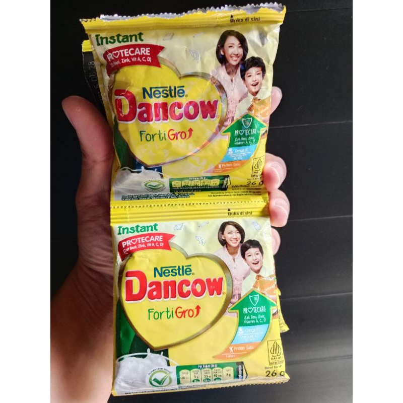 

Susu Dancow Fortigro 1 Renceng isi 10 Sachet