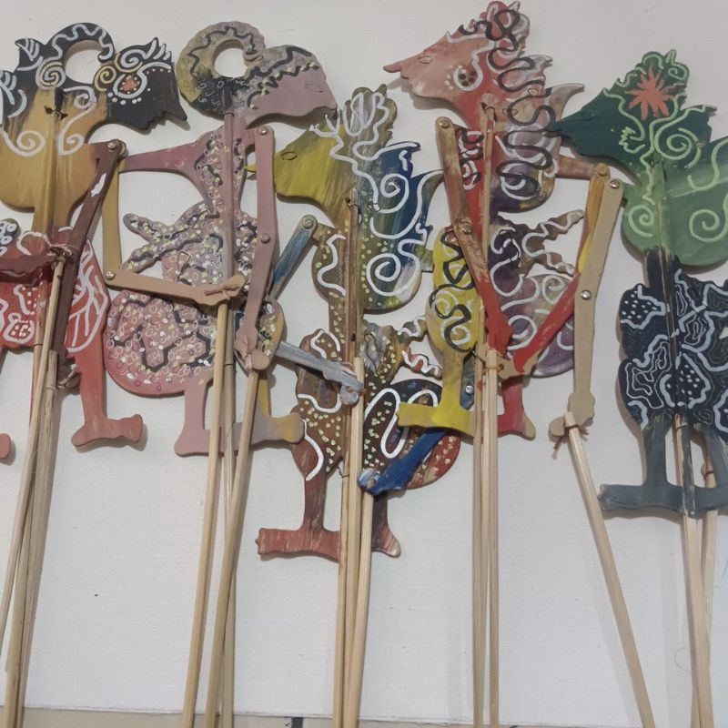 

wayang warna