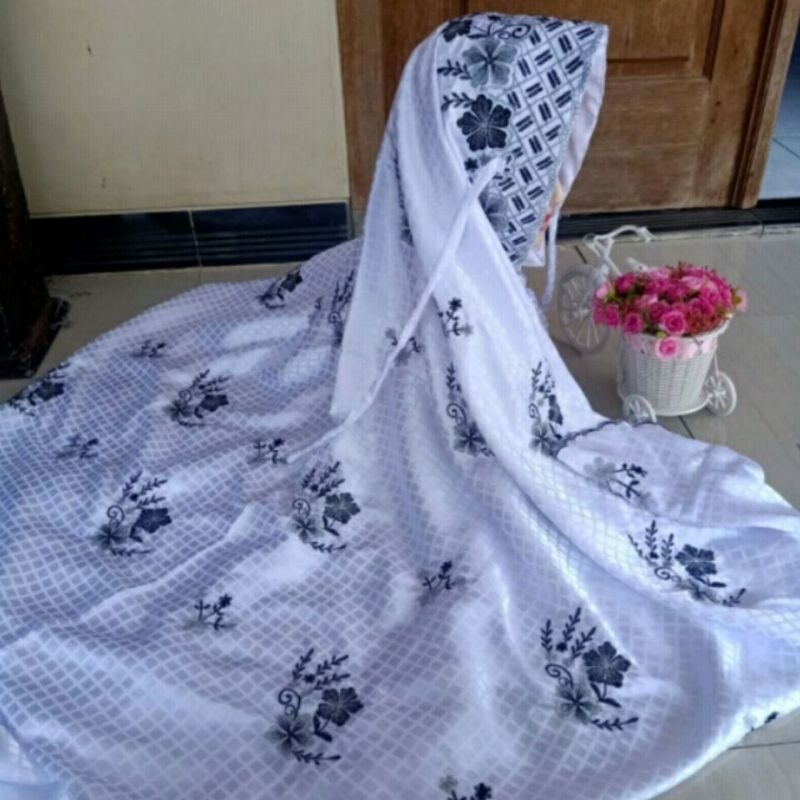 MUKENA SEMI SUTRA BULGARI - MUKENA SEMI SUTRA BERKILAU - MUKENA KUDUSAN