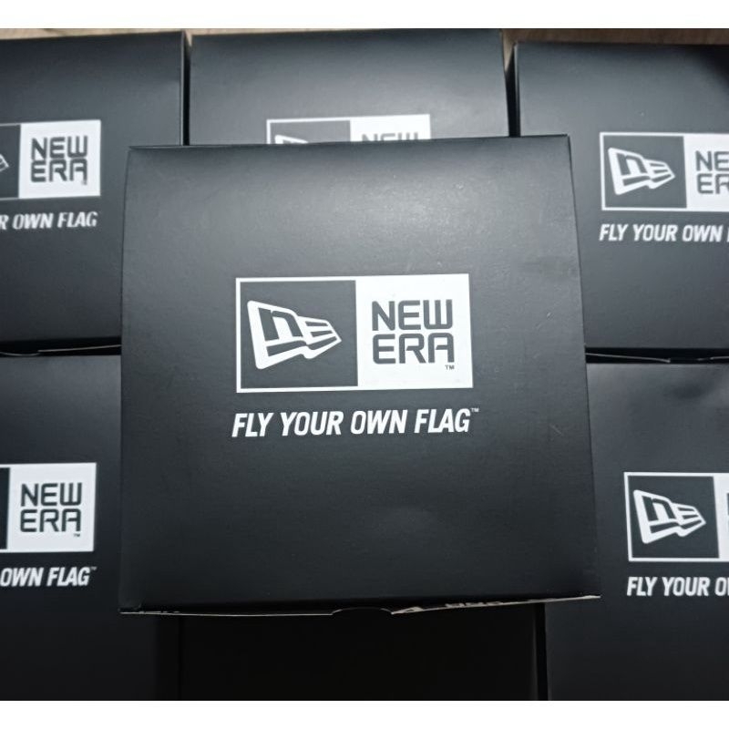 

Box topi MLB New era original