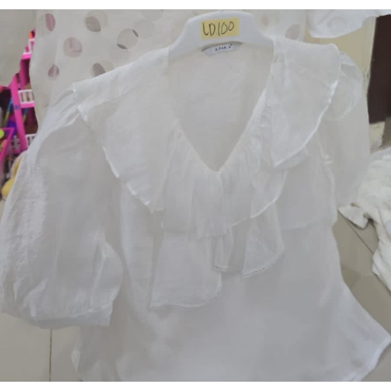 atasan putih polos untuk wanita