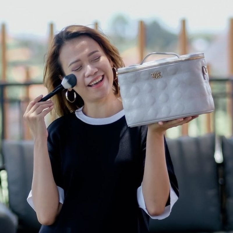 Metro Beauty Case || Tas Oriflame || Tas Make Up || Travel Bag