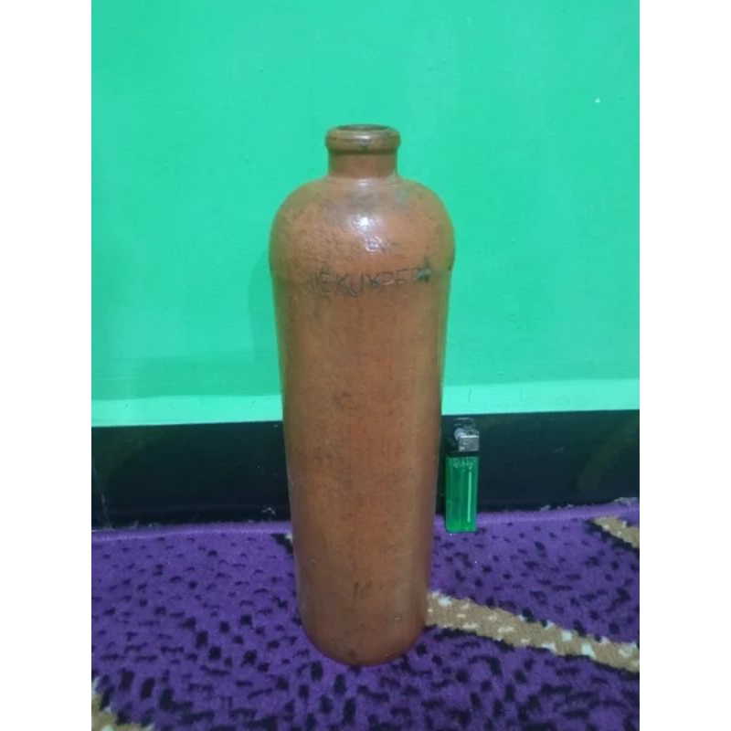 Guci kuno terakota t.29cm.Guci botol hindia belanda antik.mulus