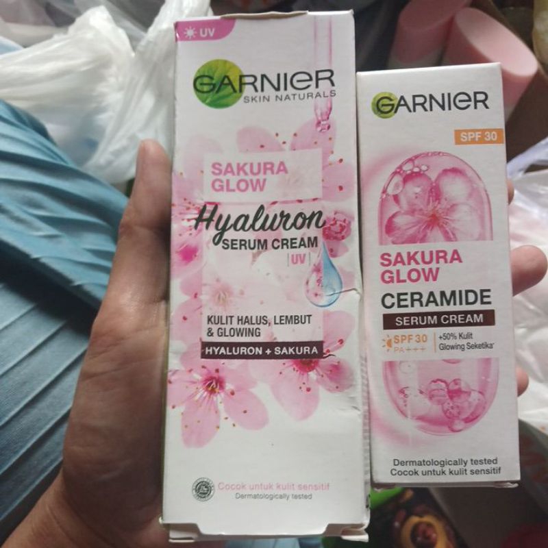 [20/40 ml] Garnier Krim Siang Malam Sakura White Glow Whitening Serum Day Night Cream UV SPF30 20 ml