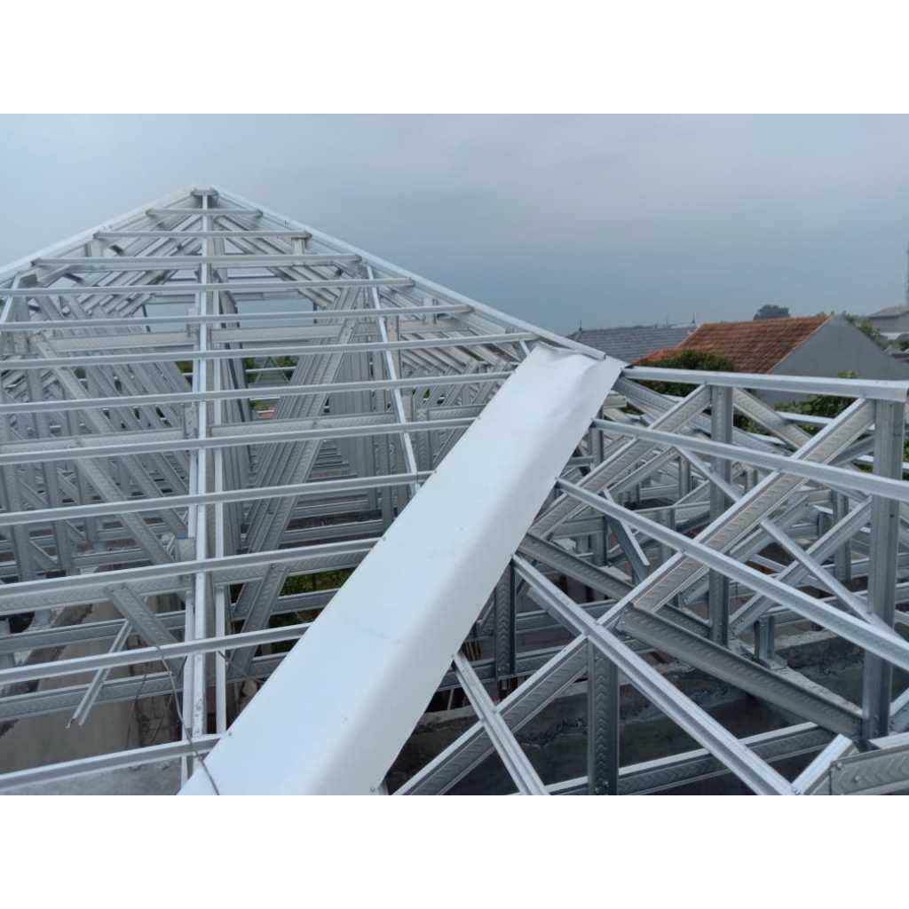 renovasi atap rumah kayu jadi galvalum