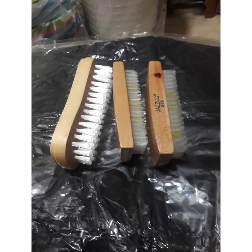 BAGUS Sikat Baju lembut Anti Rontok/Sikat Baju Kayu Eterna/Sikat Kayu Baju Jazzco Murah