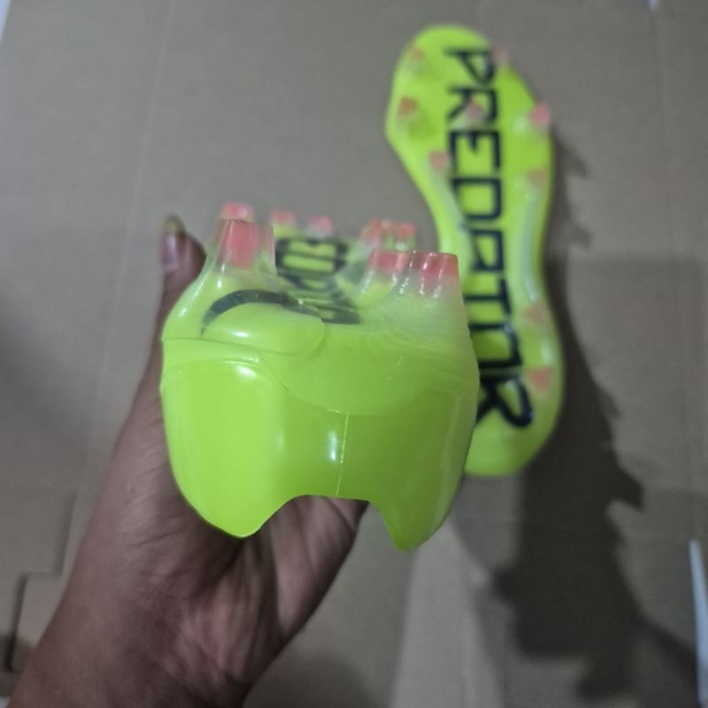 (mangkok) Sol ori sepatu bola adds predator stut triangle