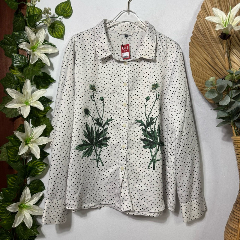 Kemeja Silk Valino Putih Polka