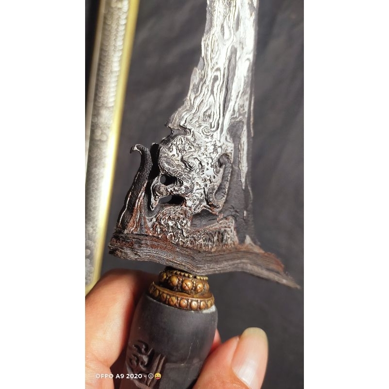 lokasian keris nomnoman Naga Sineba Luk 5