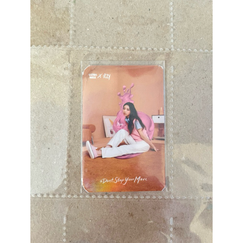 PHOTOCARD YUNA ITZY ULTRAMILK