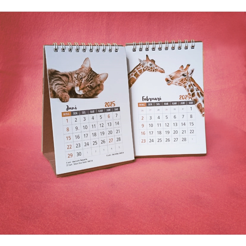 

Kalender Meja 2025, Kalender 2025 Aesthetic, Kalender Cute Animal, Kalender Duduk 2025